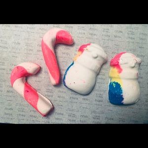 (NEW) Snowman Dreaming Bath Bomb (x2) & Candy Cane Bubble Bar (x2)